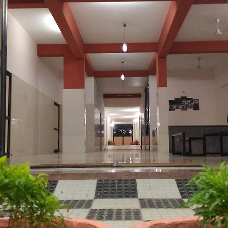 Dhoni Castle Palakkad Exterior photo